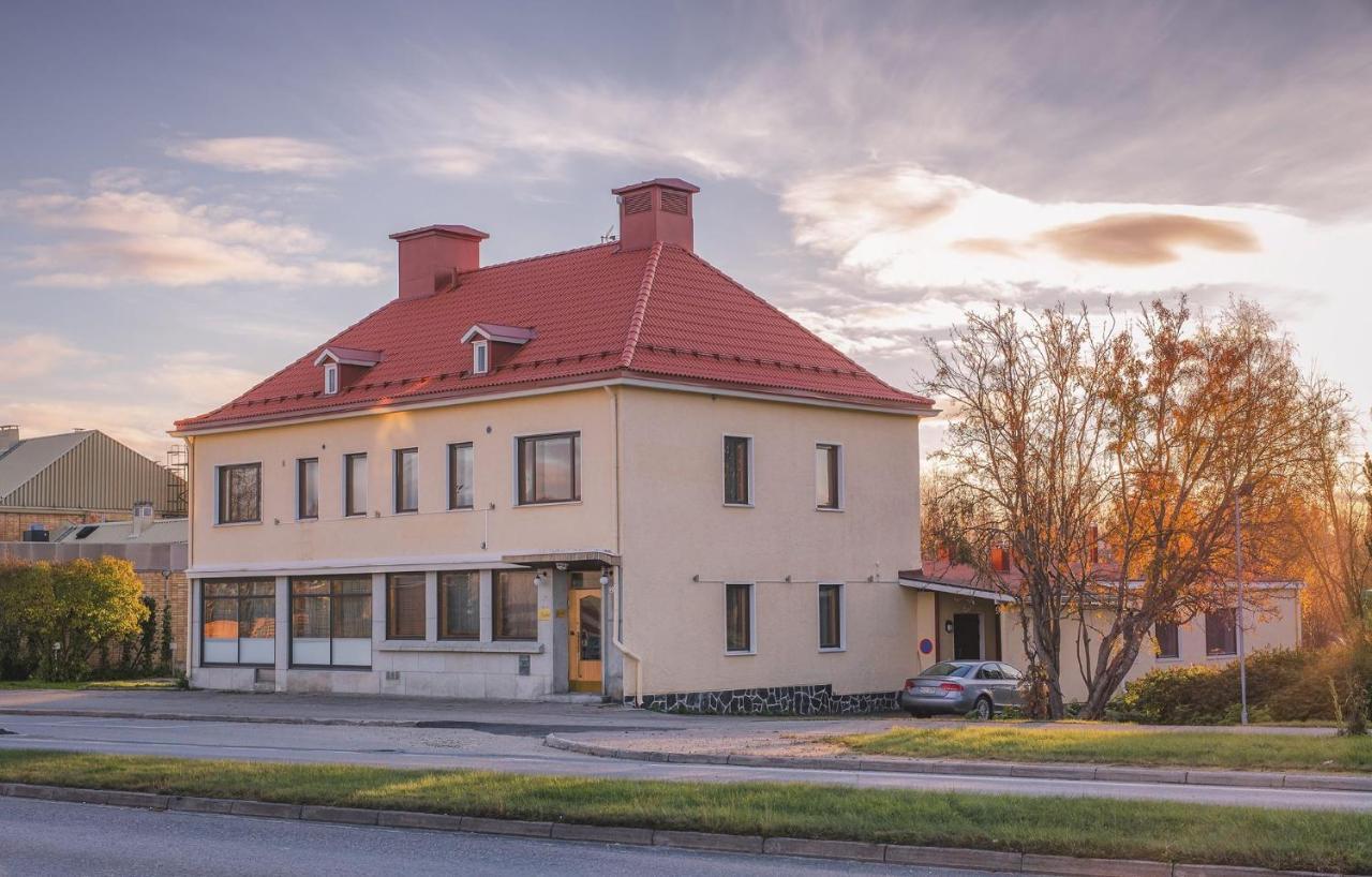 Kultahippu Hotel & Apartments Ivalo Buitenkant foto
